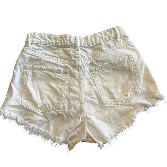 ZARA White Distressed Denim Cut-Off‎ Shorts Women’s Size 6 - Picture 2 of 6